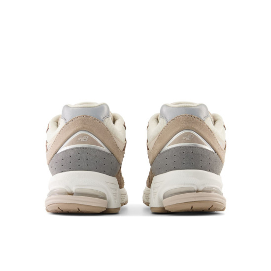 New Balance 2002R